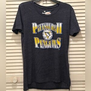 NEW Fanatics Pittsburgh Penguins T-Shirt Size Small Navy Blue - NWT - $30 Retail